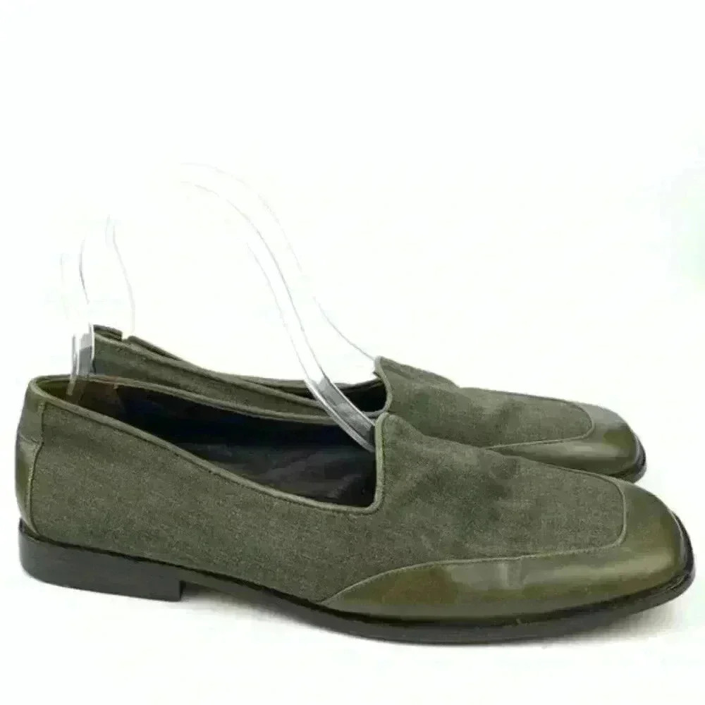 Country shop flats 7.5 Italian green leather 80s 90s fairycore vintage loafers